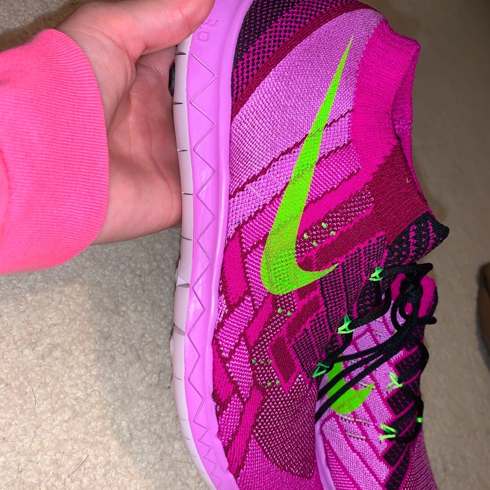 Nike Free 4.0 Flyknit Running Shoes- Woman’s